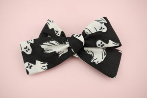 Black Ghosts Petite Bow