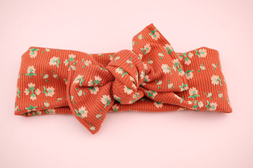 Petunia Darling Knot OS