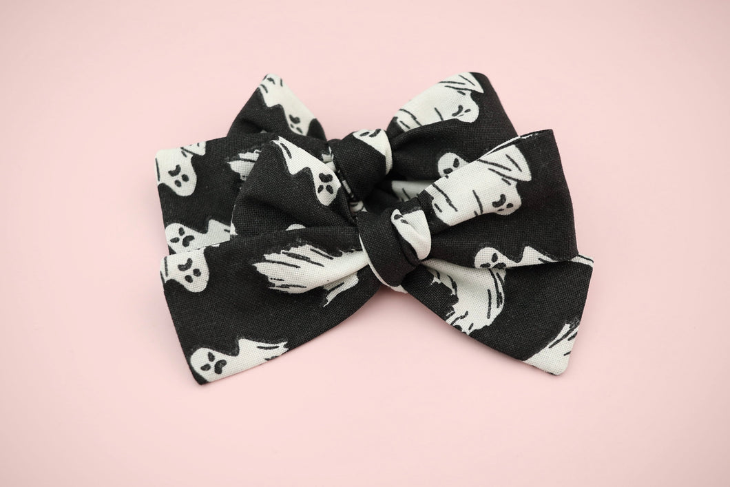Black Ghosts Pigtails