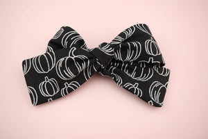 Black Pumpkins Petite Bow