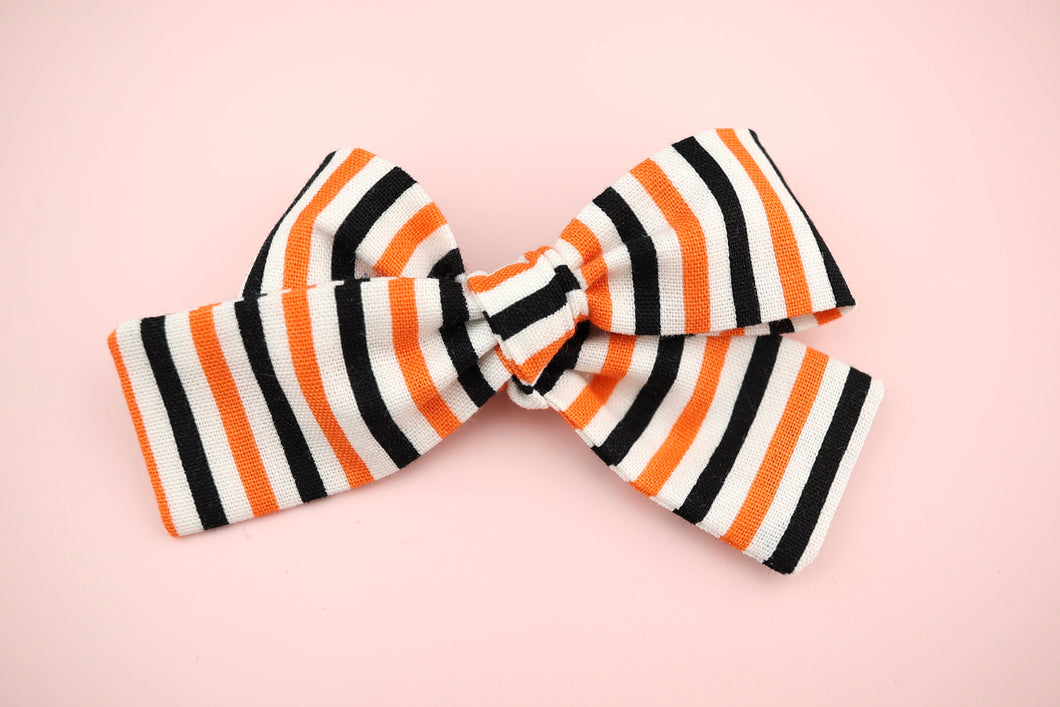 Spooky Stripe Petite Bow