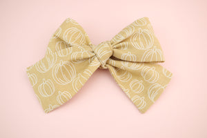 Neutral Pumpkins Classic Bow