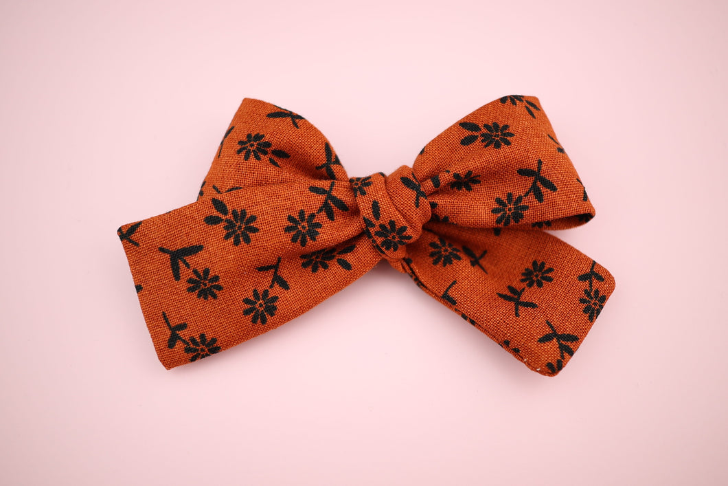 Spice Floral Petite Bow