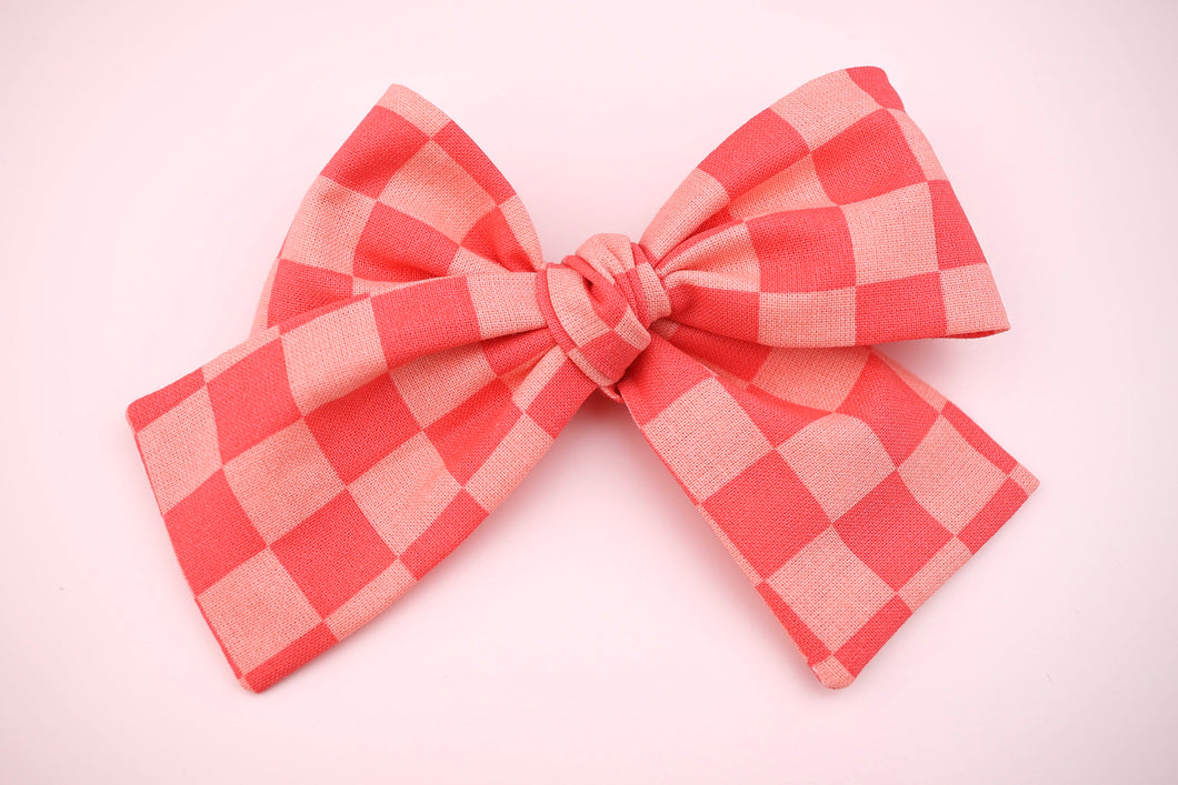 Pink Checkered Classic Bow