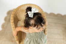 Load image into Gallery viewer, Blakely Petite Bow