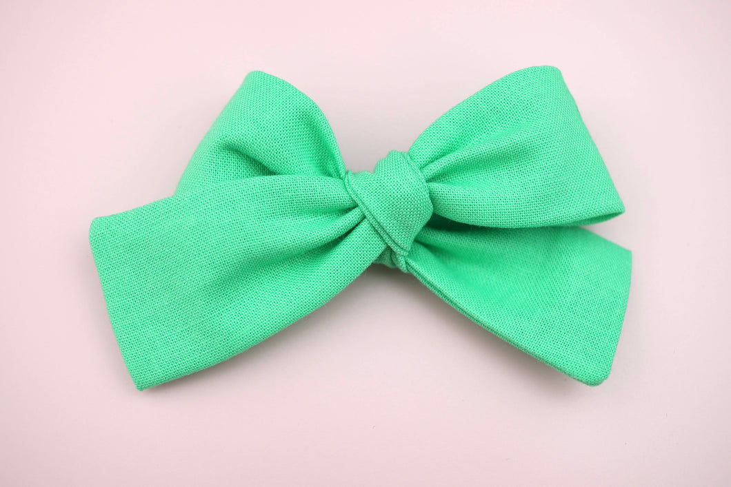 Fern Petite Bow