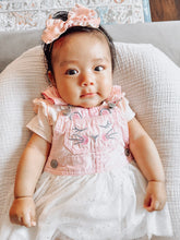 Load image into Gallery viewer, Pink Scallop Ribbon Bow