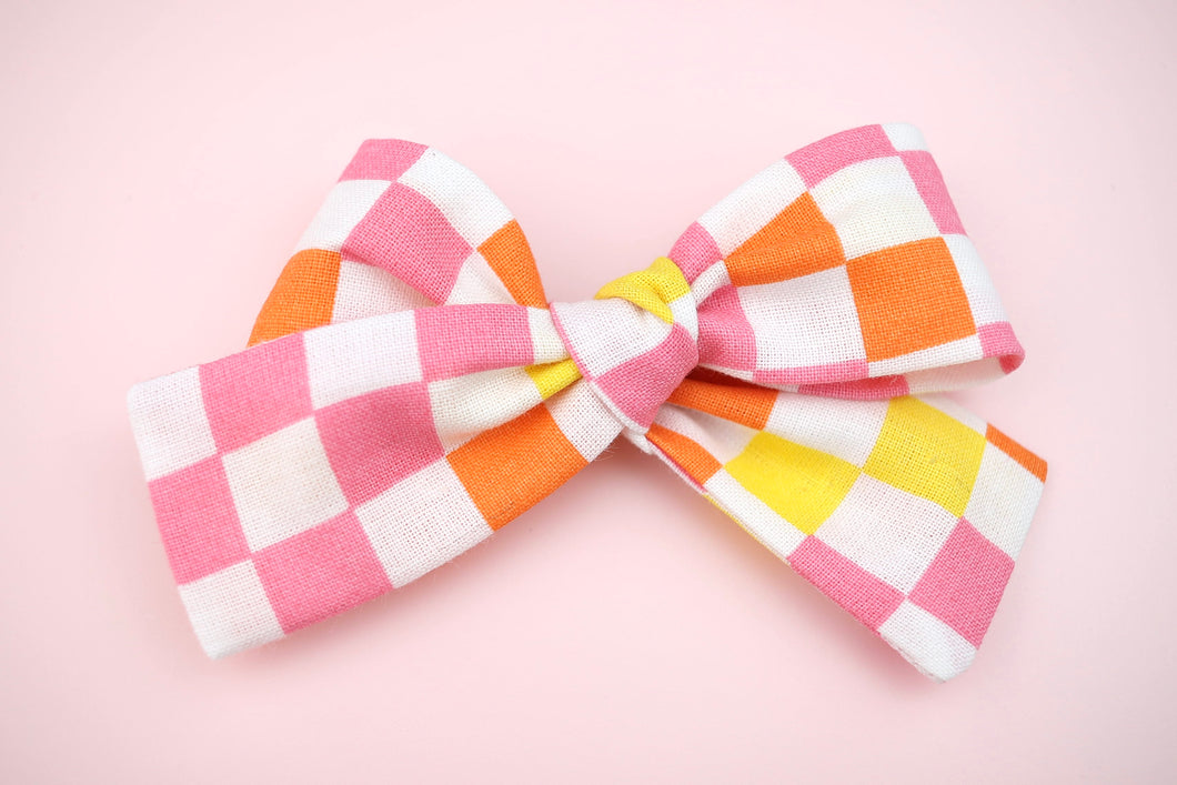 Summer Time Checkered Petite Bow