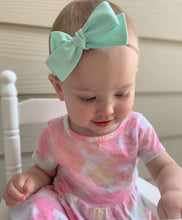 Load image into Gallery viewer, Ice Frappe Petite Bow