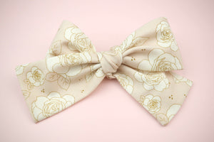 Madelyn Classic Bow