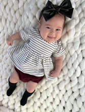 Load image into Gallery viewer, Black Pleather Classic Bow