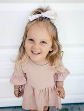 Load image into Gallery viewer, Oatmeal Plaid Classic Bow
