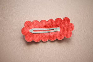 Red Snap Clip