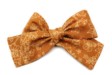 Load image into Gallery viewer, Carmel Floral Classic Bow