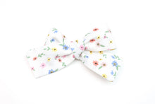 Load image into Gallery viewer, Blakely Petite Bow