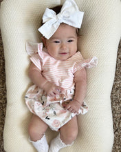 Load image into Gallery viewer, Bella Classic Bow