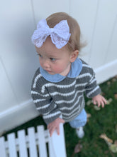 Load image into Gallery viewer, White Lace Bow